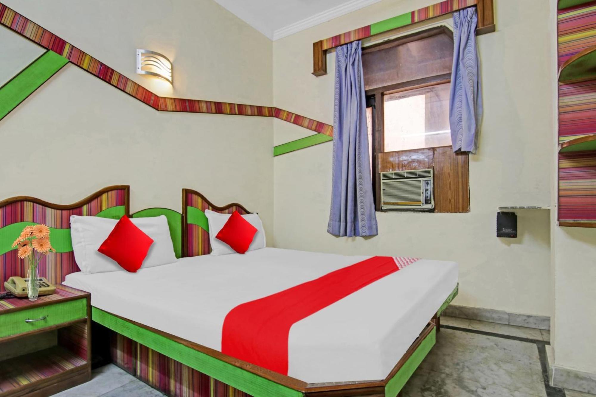 Hotel O Rak International New Delhi Exterior photo