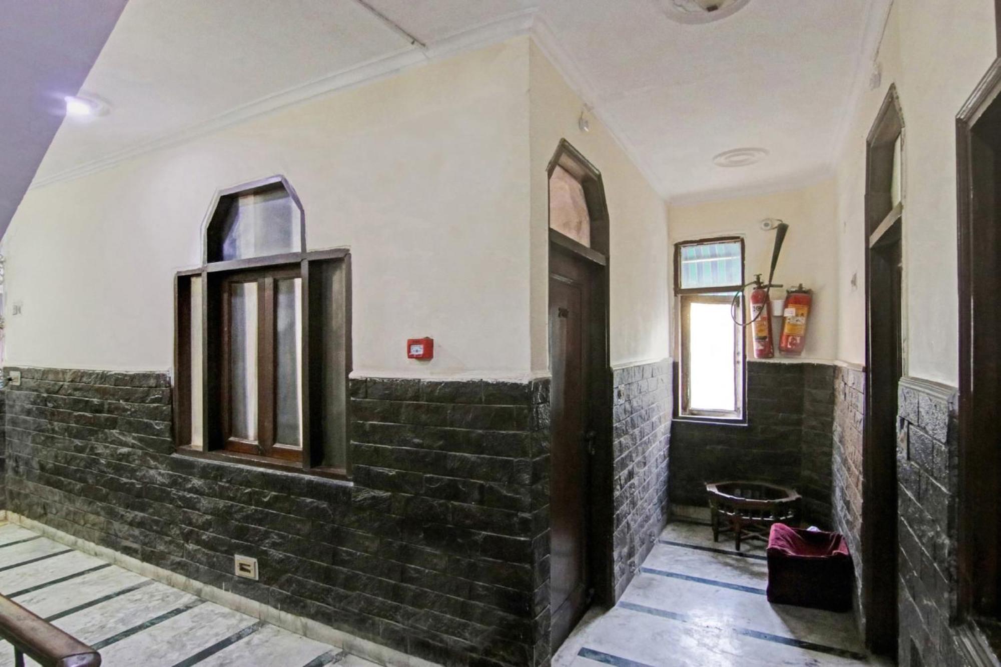 Hotel O Rak International New Delhi Exterior photo